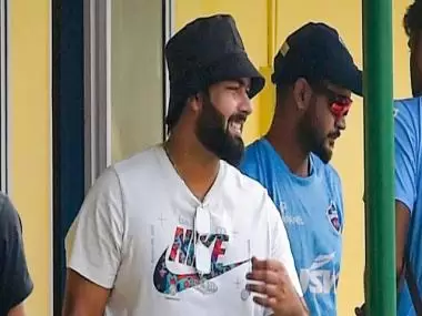 Watch: Rishabh Pant engages in light hearted conversation with Virat Kohli ahead of 3rd T20I against Afghanistan