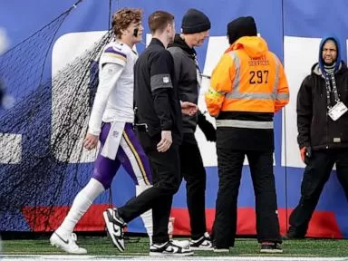 The Unexpected Twist: How a Broken Hand Further Complicates Kevin McCarthy's Herculean Task