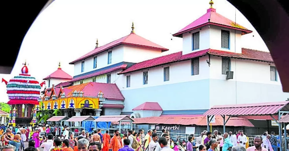 Bengaluru's Travel Compass Points East: The Rise of Sacred Journeys