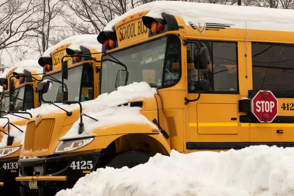 Warren County's Winter Wake-Up Call: Schools Close and Delay Amidst Snow