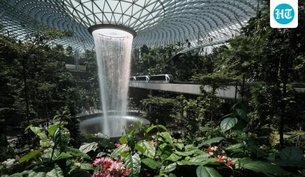 The Ultimate Budget Staycation: How One Couple Hacked Singapore's Changi Airport for Two Nights of Free Fun