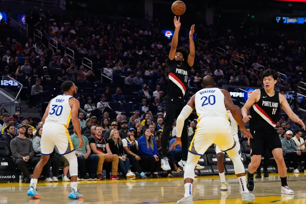 Blazers Shine Bright in Preseason Thriller, Despite Close Loss to Warriors