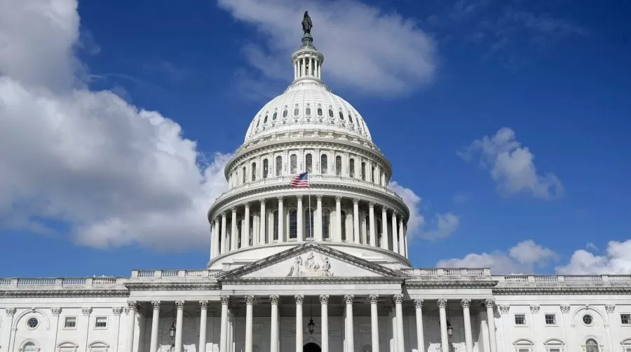 Public Trust Erodes: Congress's Approval Plummets Amidst Deep Divisions