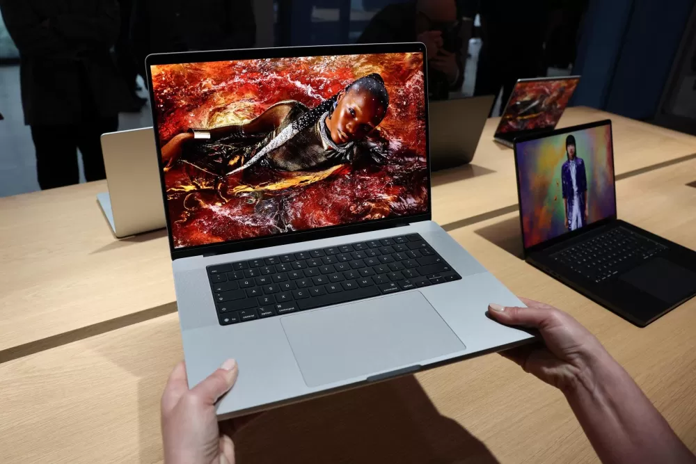 Anticipating Apple's M5 MacBook Pro: Navigating the Premium Price Tag and Smart Deals