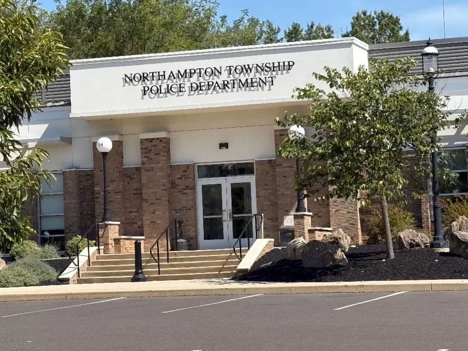 A Dangerous Decision: Fleeing Vehicle Leads to Crash and DUI Charges in Northampton Township
