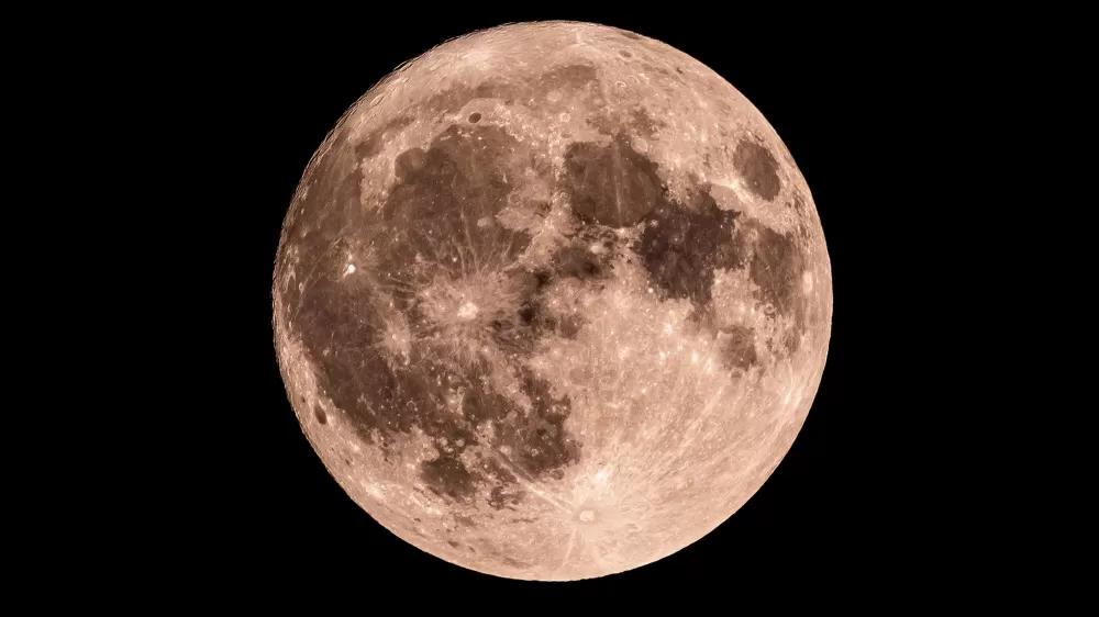 Gazing Up: What the Moon Revealed on April 21st, 2024
