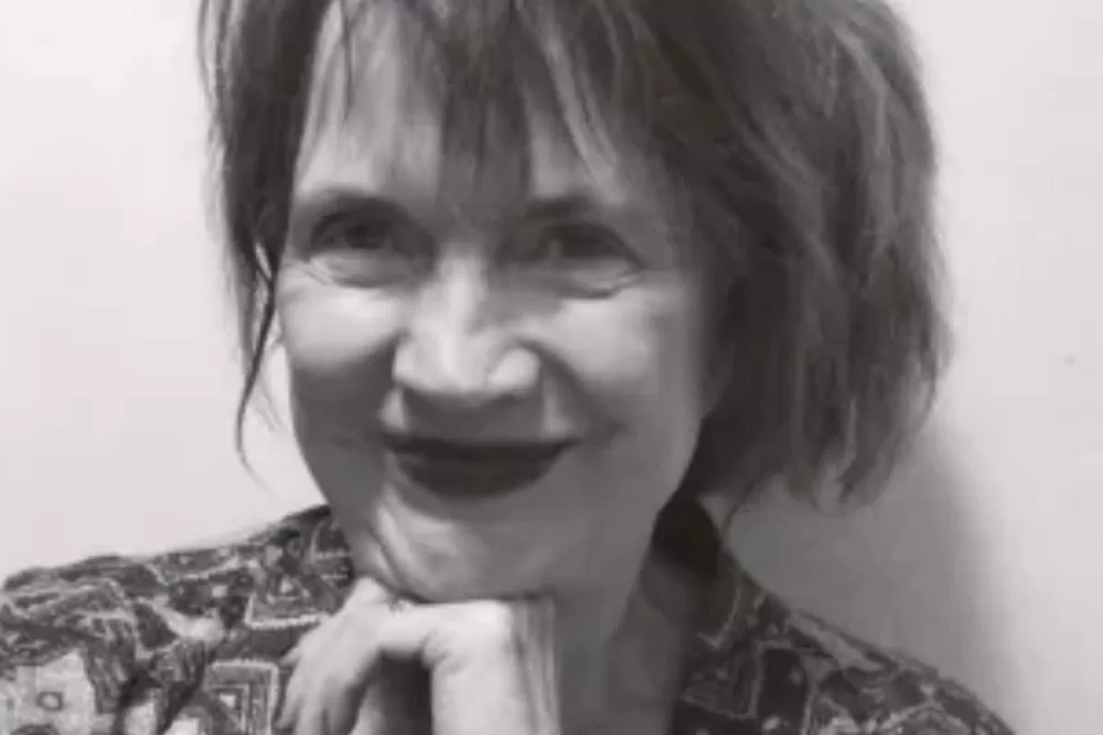 Remembering Camilla Carr: A Farewell to a Cult Horror Icon and Beloved Guest Star