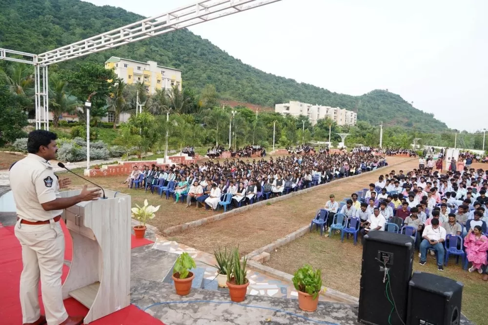 Vizianagaram Police Chief Urges Students to Shun Drugs and Reckless Driving