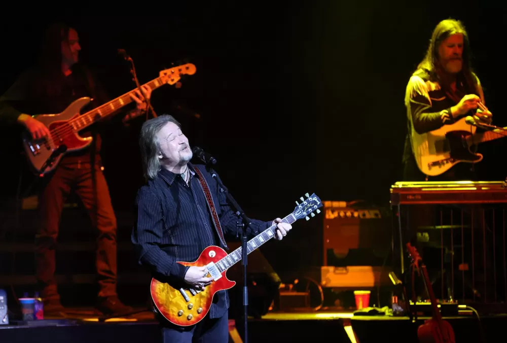 Country Star's Tough Battle: A "Rough Go" Through Serious Illness