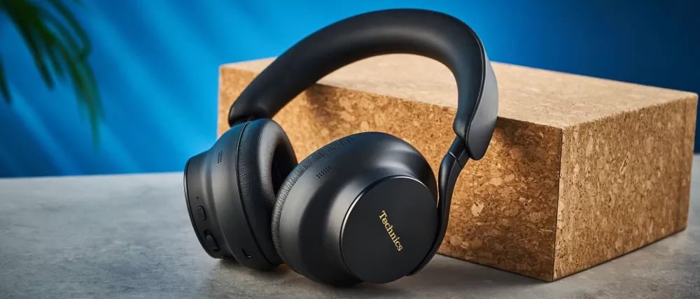 Technics EAH-A1000 Review: A Symphony for Your Ears, But a Whisper Against Noise