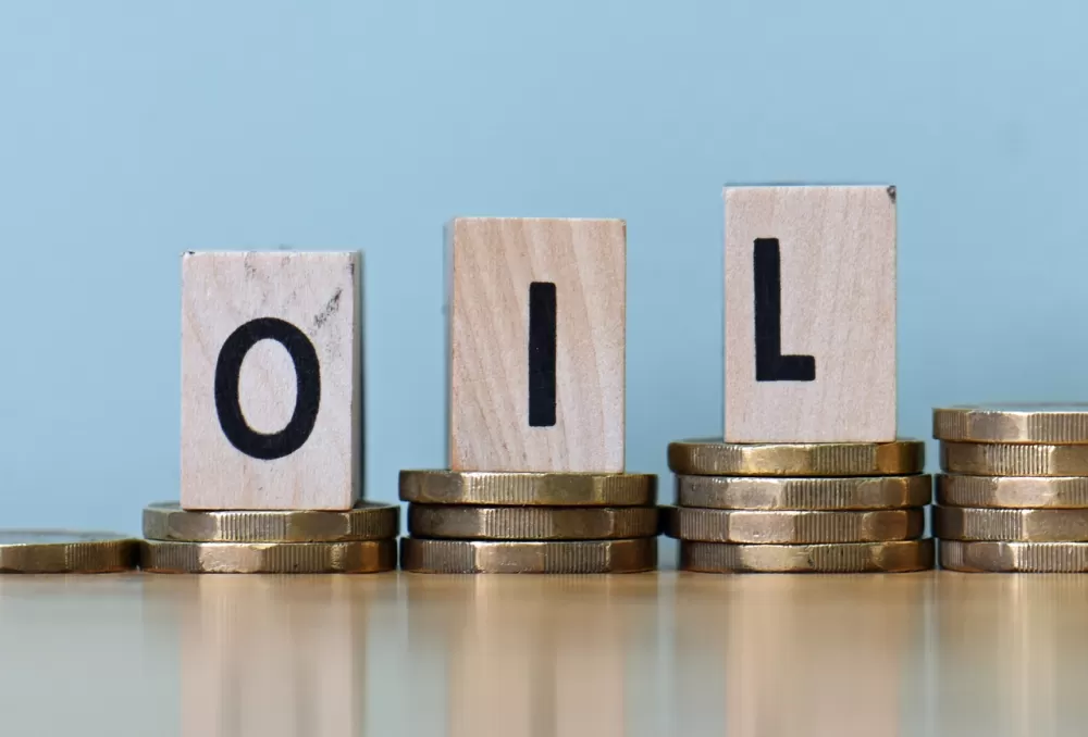 Oil's Easing Grip: How Falling Crude Prices Could Cool the U.S. 2-Year Treasury Yield's Ascent