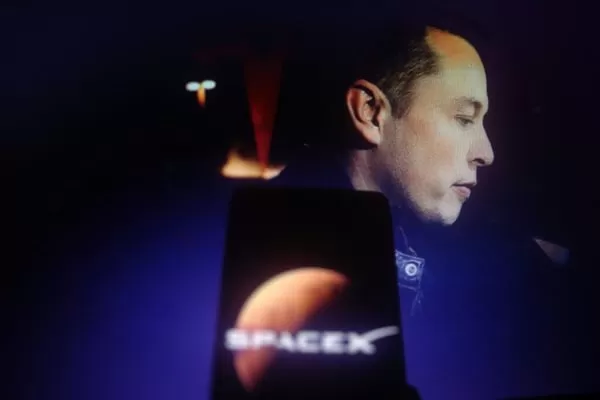 The Great Mars Debate: Musk's Multiplanetary Mandate Meets Carmack's Septic Tank Solution